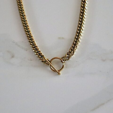 Tommy in Gold Necklace (unisex)
